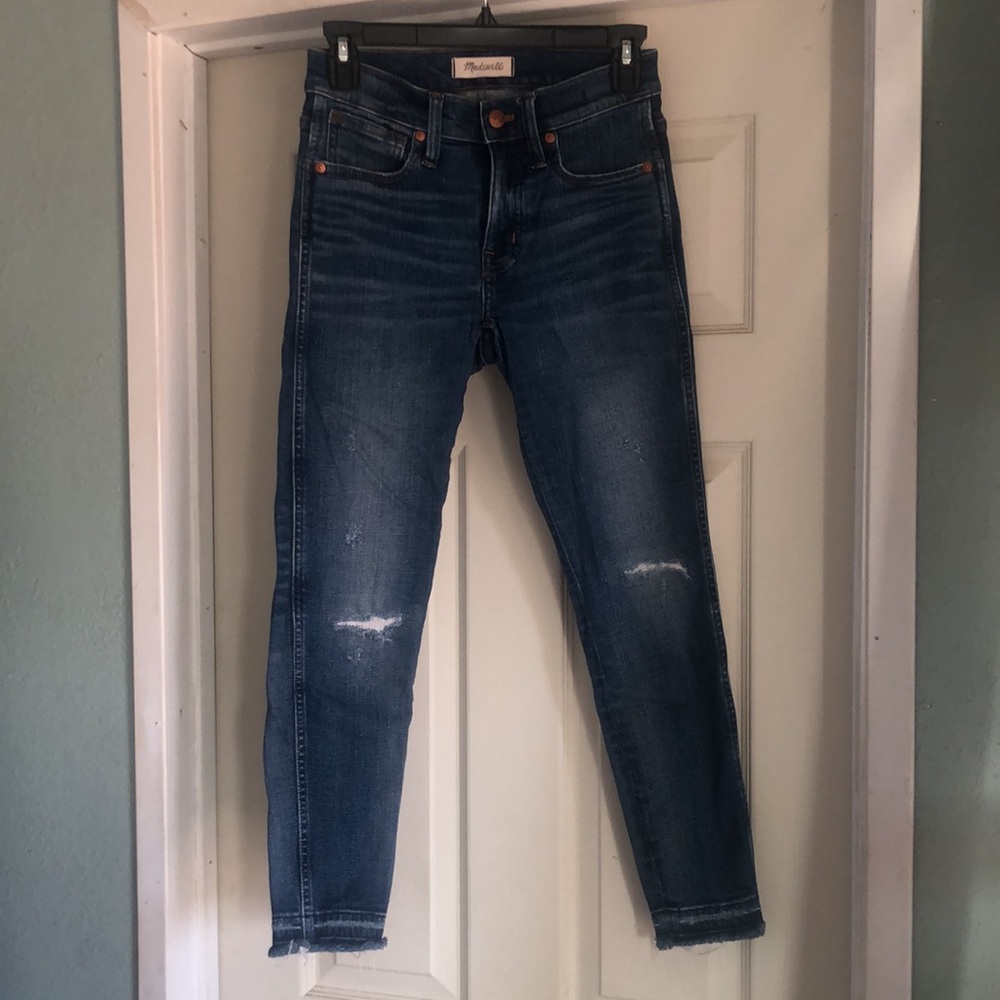 Madewell Size 25P 9” High Rise Skinny Blue Jeans Fray Hem Distress Jeans